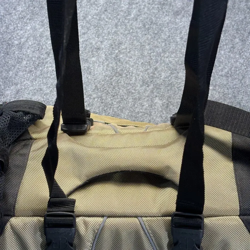 Petego Jet Set Forma Frame Medium Pet Carrier Airline Approved Tan Backpack